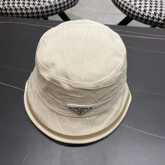 Prada বেইজ ব্রাউন স্ট্রাকচার্ড ফেব্রিক সেলাইয়ের টেক্সচার বাকেট হ্যাট 6