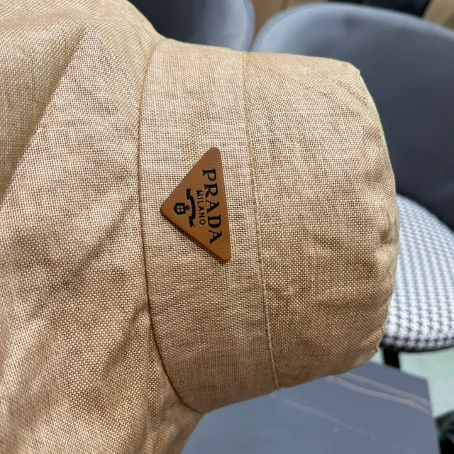 Prada Beige Sombrero de Cubo Texturizado de Lino de Ala Ancha 10