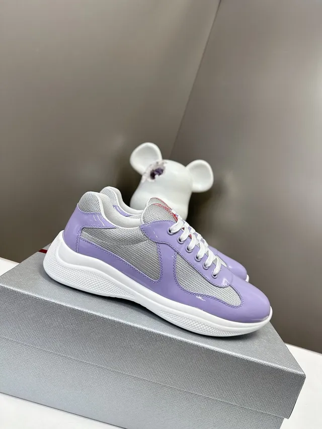 Prada Cloudbust Zapatillas Lifestyle Lavanda de Cuero Patentado y Malla 2