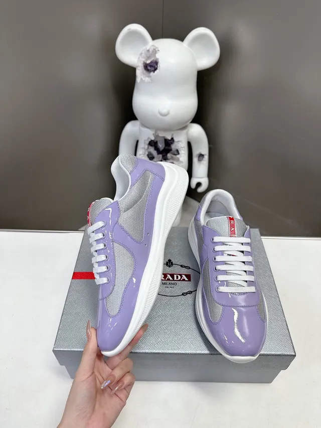 Prada Cloudbust Zapatillas Lifestyle Lavanda de Cuero Patentado y Malla 5