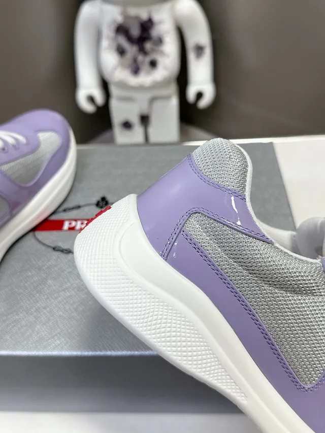 Prada Cloudbust Zapatillas Lifestyle Lavanda de Cuero Patentado y Malla 8