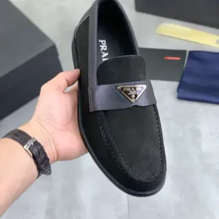 Prada Loafer Negro Gris Ante Superior Moc-Toe Costuras