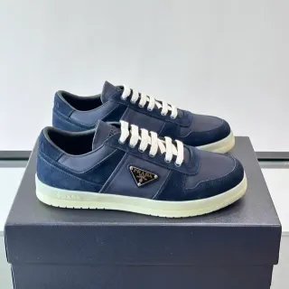 Prada 海军蓝麂皮和尼龙生活方式运动鞋