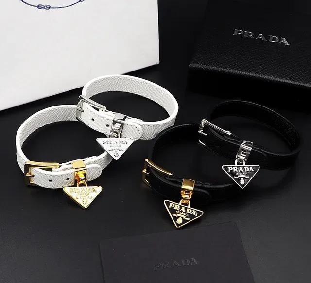 Bracelet Prada Saffiano Blanc Argent Fermeture Boucle Style Ceinture 8