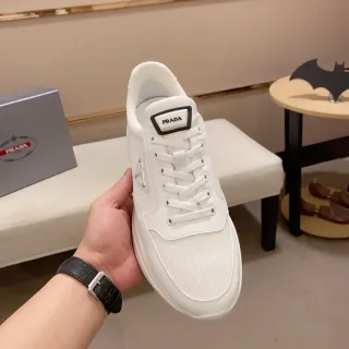 Prada 白黑 低帮 网眼皮革 休闲鞋