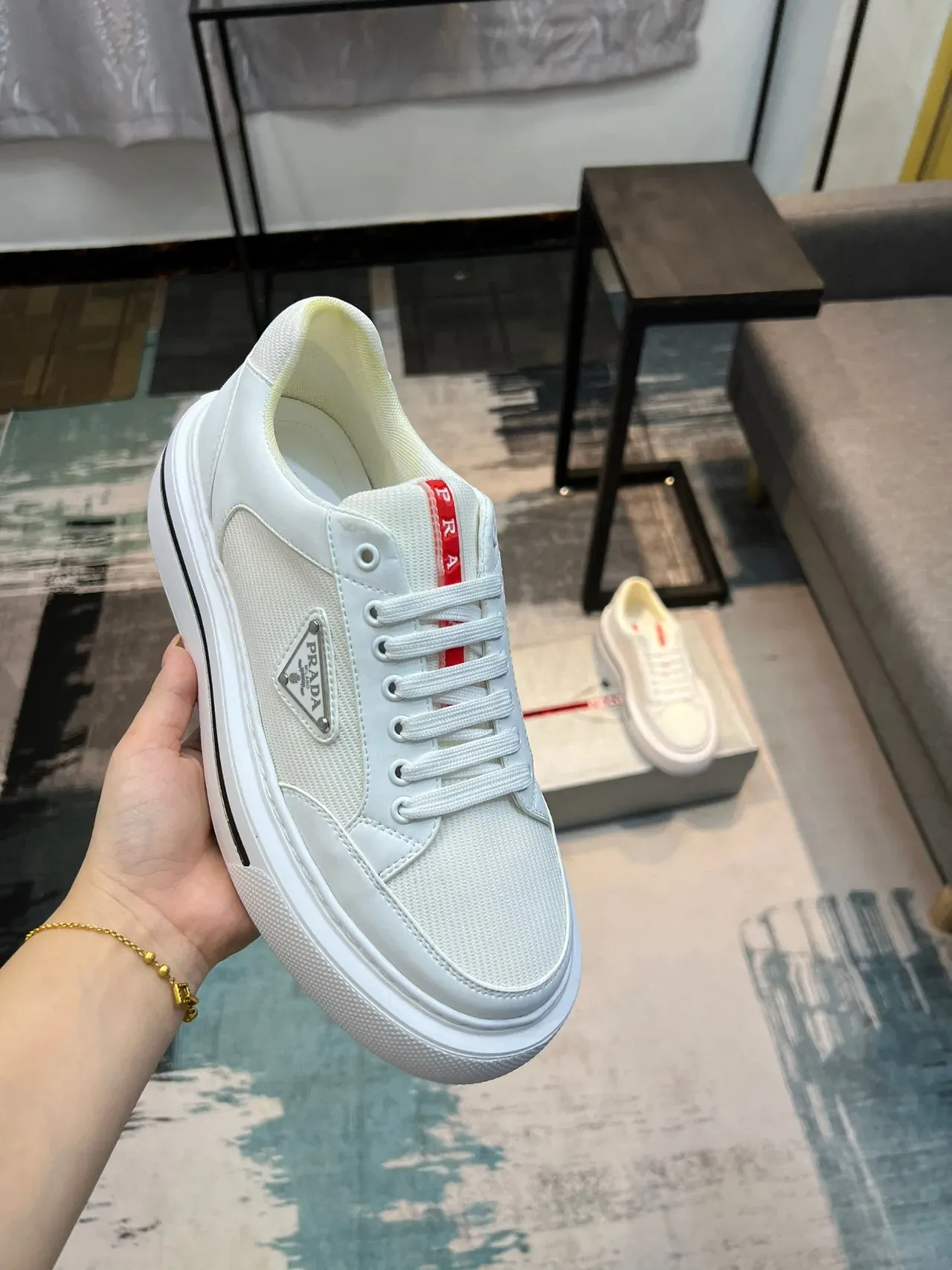 Prada 白色红色 低帮平台 纺织-皮革混合面料 生活方式运动鞋 5