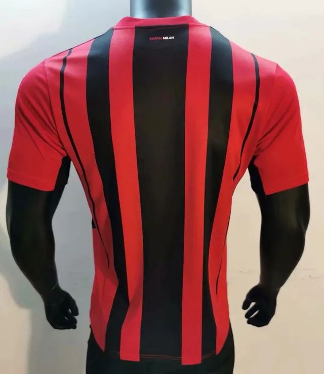 Puma AC Milan হোম লাল কালো উল্লম্ব স্ট্রাইপড V-নেক জার্সি 2