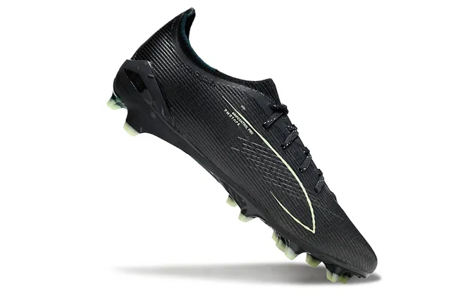 Puma Future Z Black Green Low-Cut Ribbed Synthetic Upper Firm-Ground Soccer Shoes 2