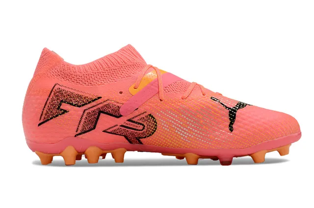 Puma Future Z وردي برتقالي صوف بدون تطريز ربط غير متماثل أرضية صلبة أحذية كرة القدم 7