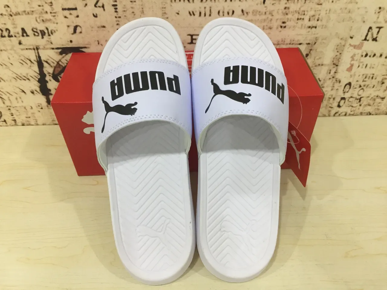 Puma Branco Preto Alça Única Plantilha Moldada Sandálias 2
