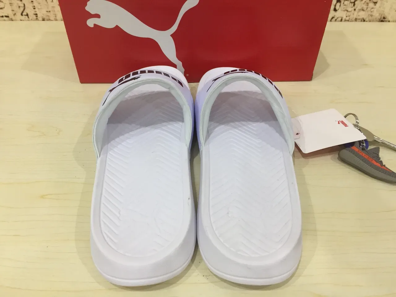 Puma Branco Preto Alça Única Plantilha Moldada Sandálias 3