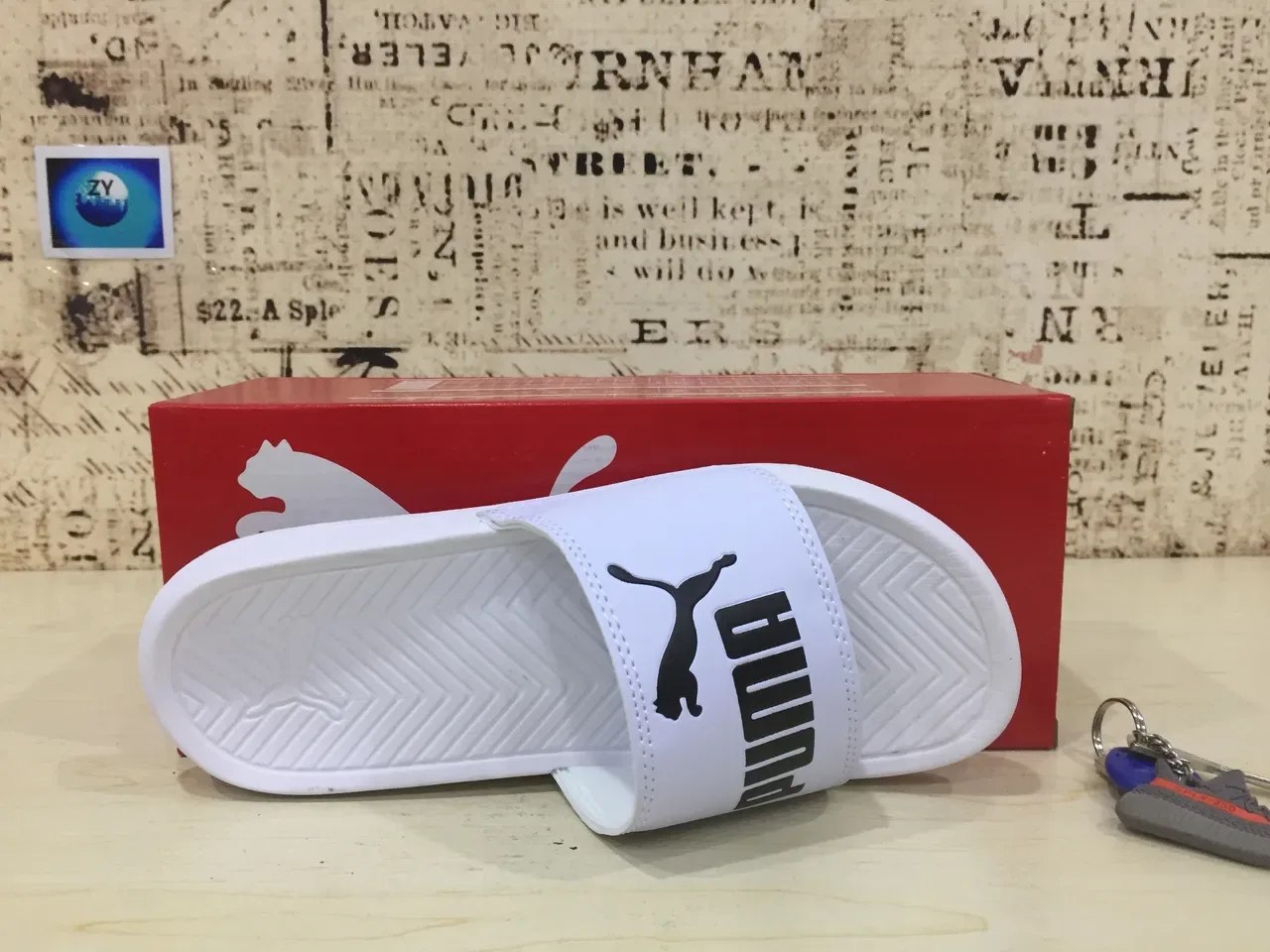 Puma Branco Preto Alça Única Plantilha Moldada Sandálias 6