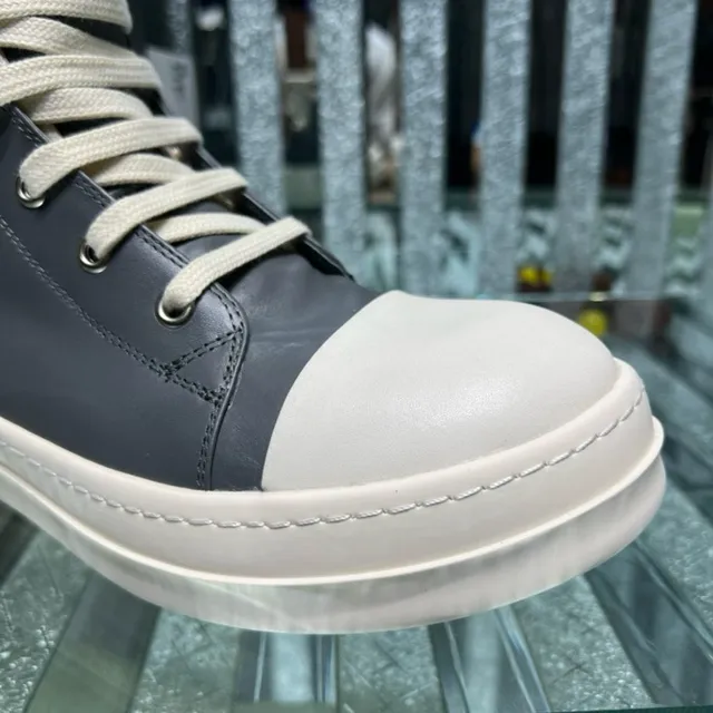 Rick Owens DRKSHDW Geobasket ধূসর এবং অফ-হোয়াইট এনকেল বুট 9