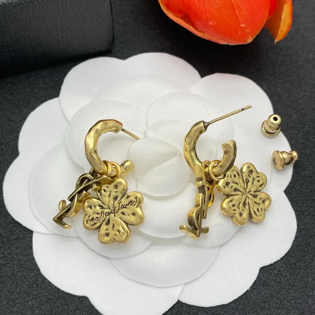 Saint Laurent 印花三叶草 金色 耳环 5