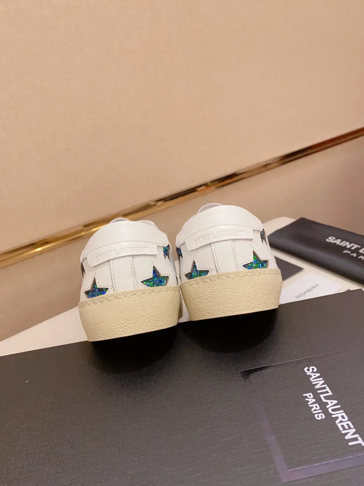 Saint Laurent Opyum 白蓝 皮革 闪光星形 饰片 生活方式运动鞋 2