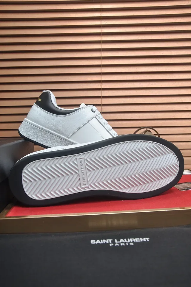 Saint Laurent Zapatillas Lifestyle Blancas Negras de Cuero con Puntera Perforada 7