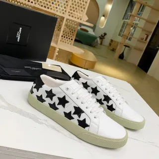 Saint Laurent सफेद काला चमड़ा ऊपरी तारे अप्लिके वाली लाइफस्टाइल स्नीकर