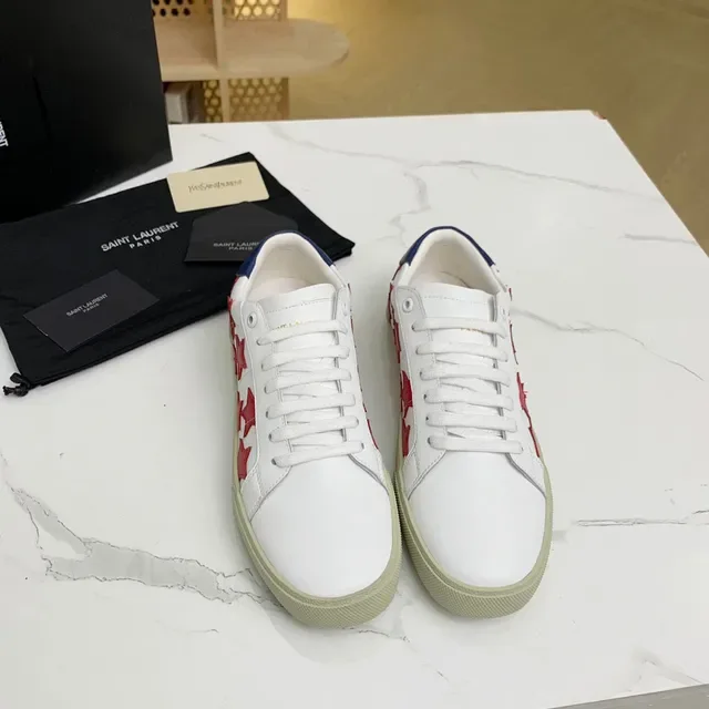 Saint Laurent Branco Vermelho Couro Superior Apliques Estrela Tênis Lifestyle 4