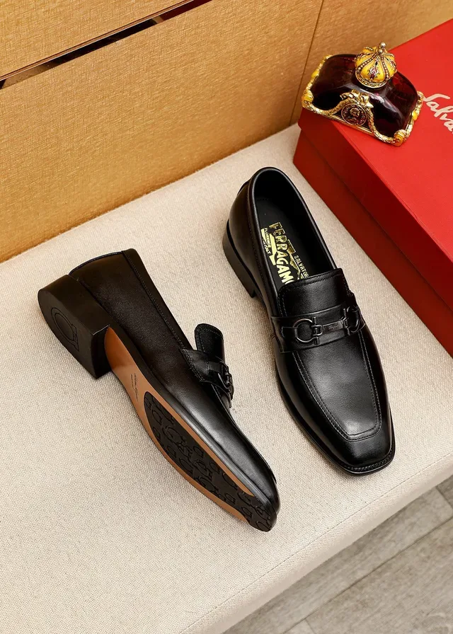 Salvatore Ferragamo Gancini Black Leather Horsebit Loafers 9