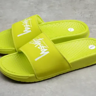 Stussy Stock Logo Lime Green pantufas