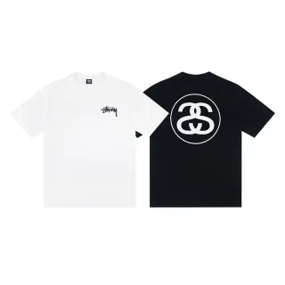 Camiseta Stussy de manga curta gola redonda branca e preta