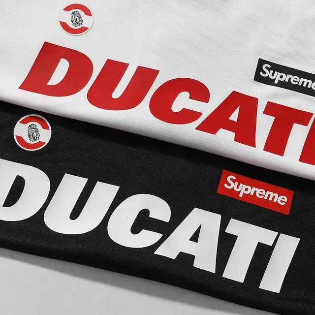 Supreme x Ducati Racing Camiseta 10