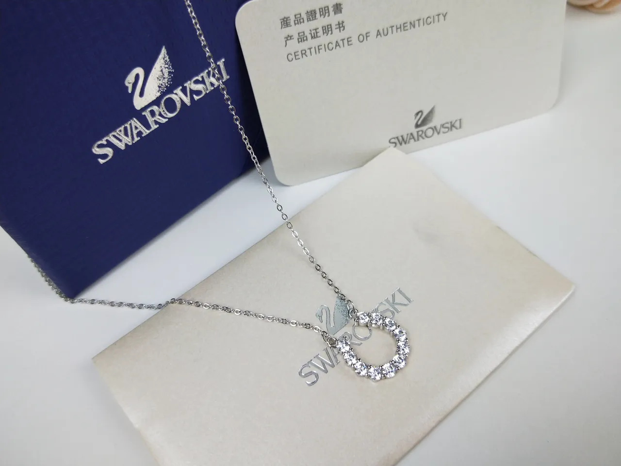 Swarovski क्रिस्टल पवे़ हूप पेंडेंट नेकलस 8