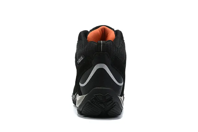 The North Face 黑色中帮徒步靴 4