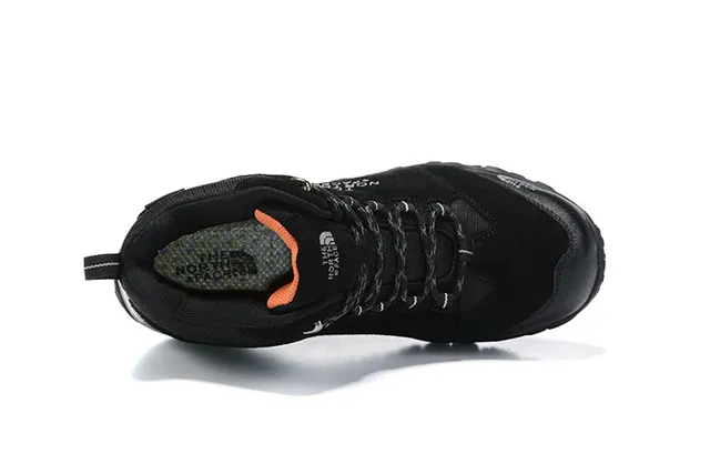 The North Face 黑色中帮徒步靴 5