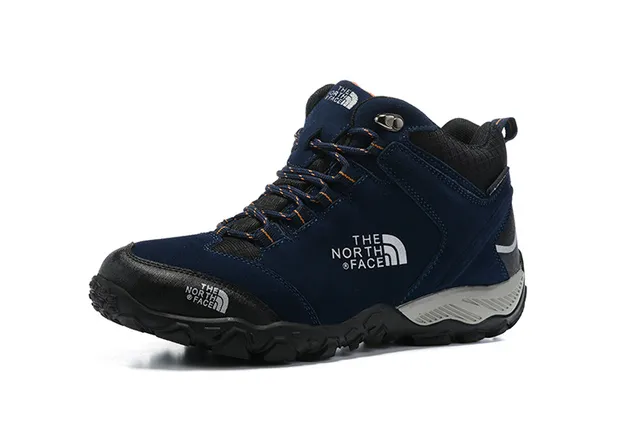 The North Face 黑色中帮徒步靴 15