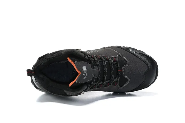The North Face 黑色中帮徒步靴 19