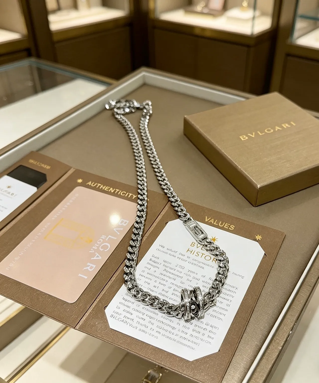 Tiffany & Co. HardWear Pavé ডায়মন্ড Curb-Link নেকলেস 3