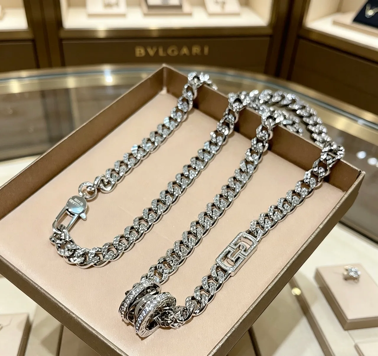 Tiffany & Co. HardWear Pavé ডায়মন্ড Curb-Link নেকলেস 7