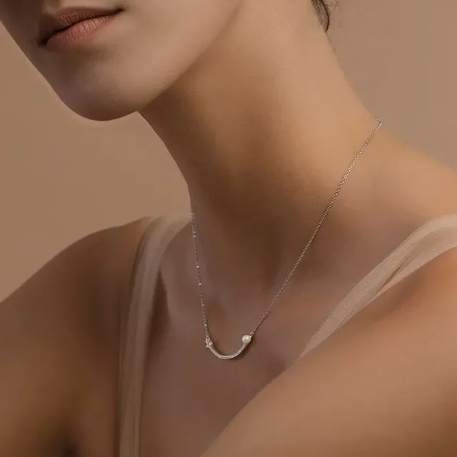 Tiffany & Co. Aretes Barra Curva Perla y Diamantes Pavé 2