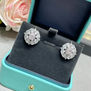 Tiffany & Co. फूल हेलो क्लस्टर पिंक एंड व्हाइट स्टोन ईयरिंग्स
