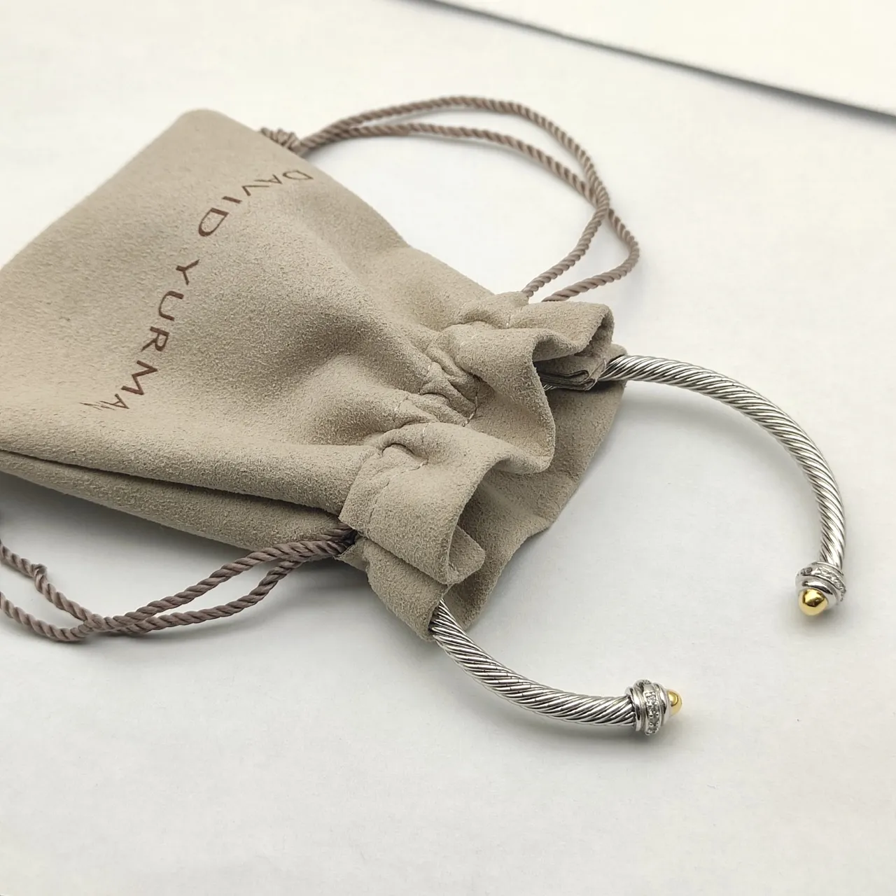 Tiffany & Co. HardWear मुड़ी हुई केबल ड्यूल टोन पावे ब्रेसलेट 2