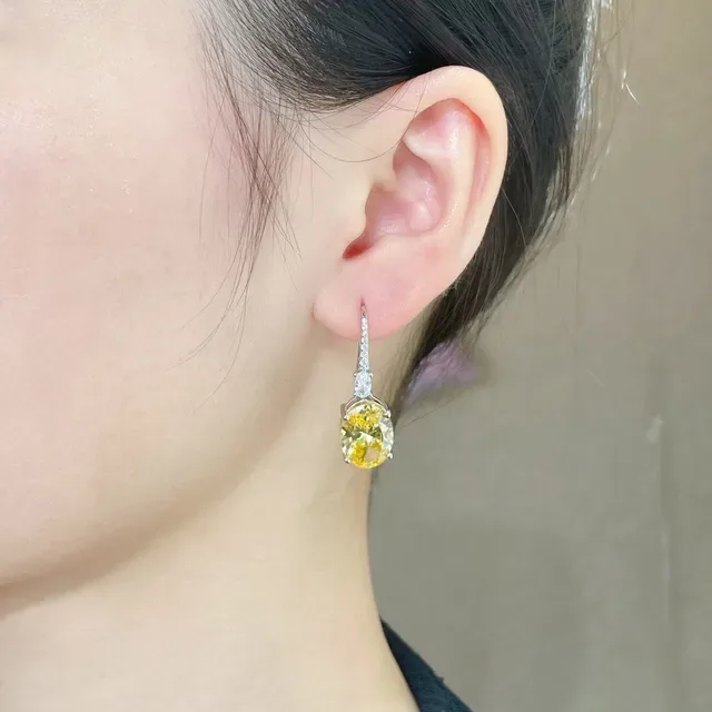 Tiffany & Co. 椭圆形黄色宝石坠耳 9