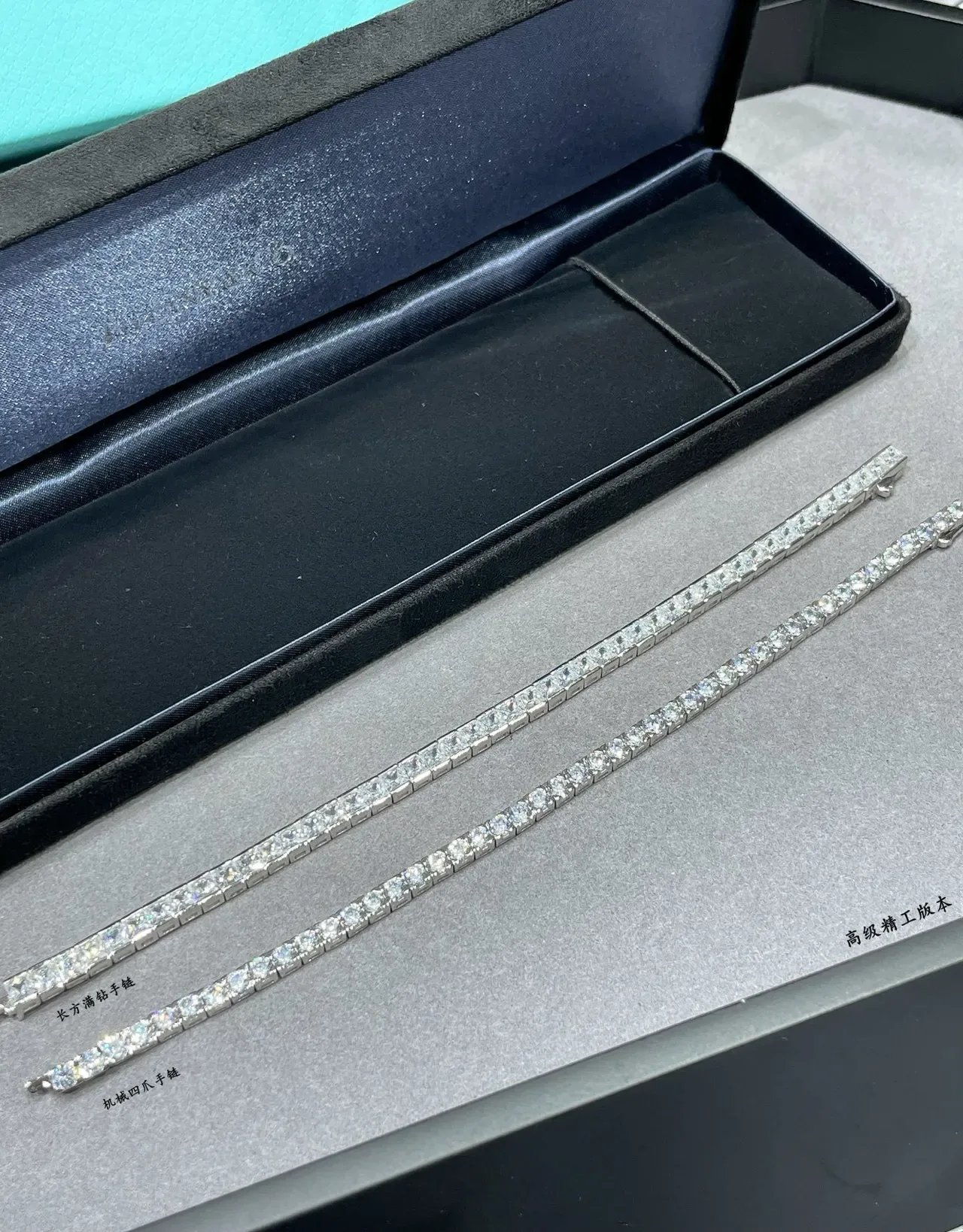 Tiffany & Co. चांदी पारदर्शी आयताकार लिंक Full-Pavé ब्रेसलेट 5