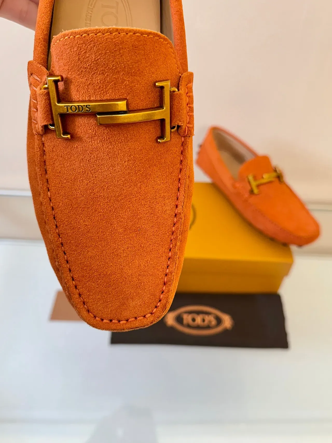 Tod's नारंगी स्यूड Gommino H-Bit लोफर 3