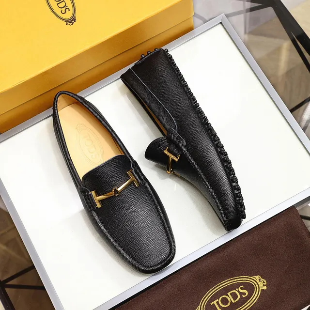 Tod's Horsebit Loafer Black Textured Leather Loafers 9