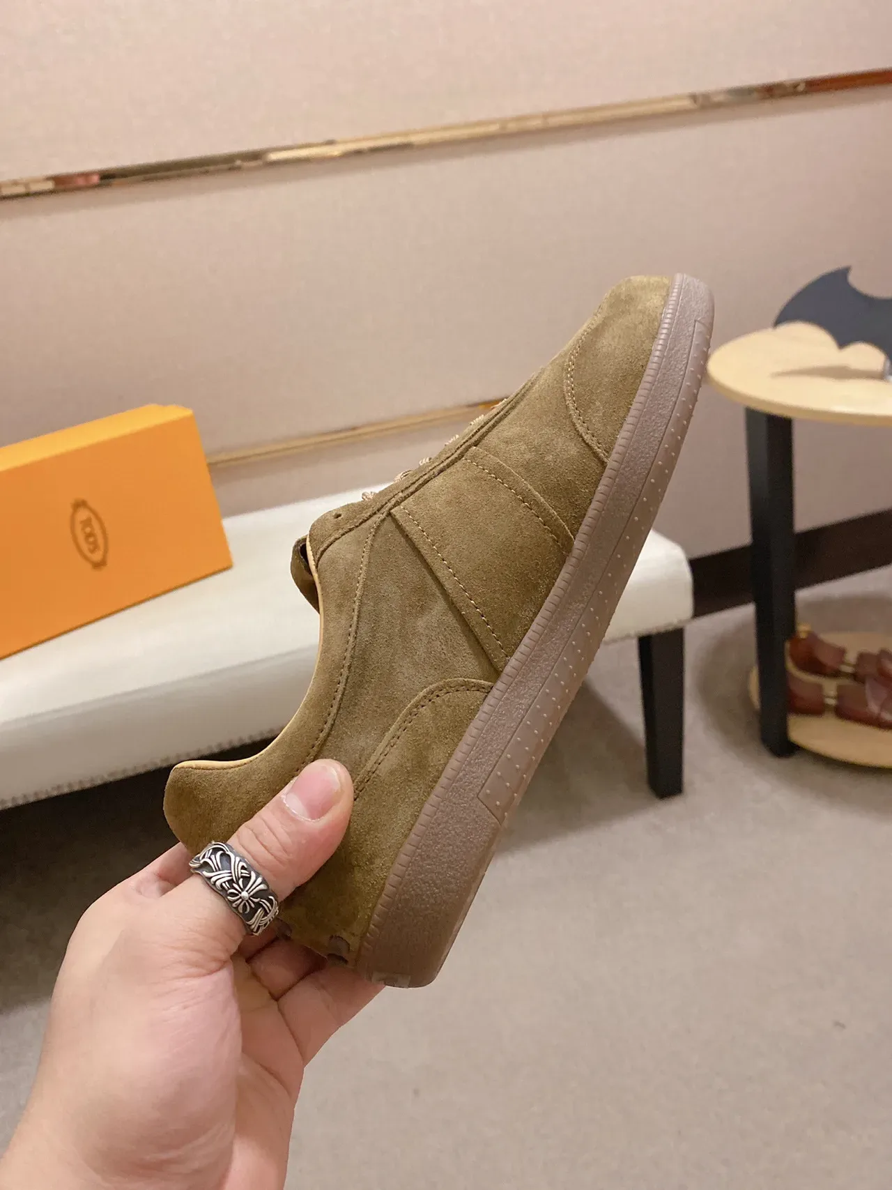 Tod's Gommino Tênis Lifestyle Verde Oliva de Camurça 6