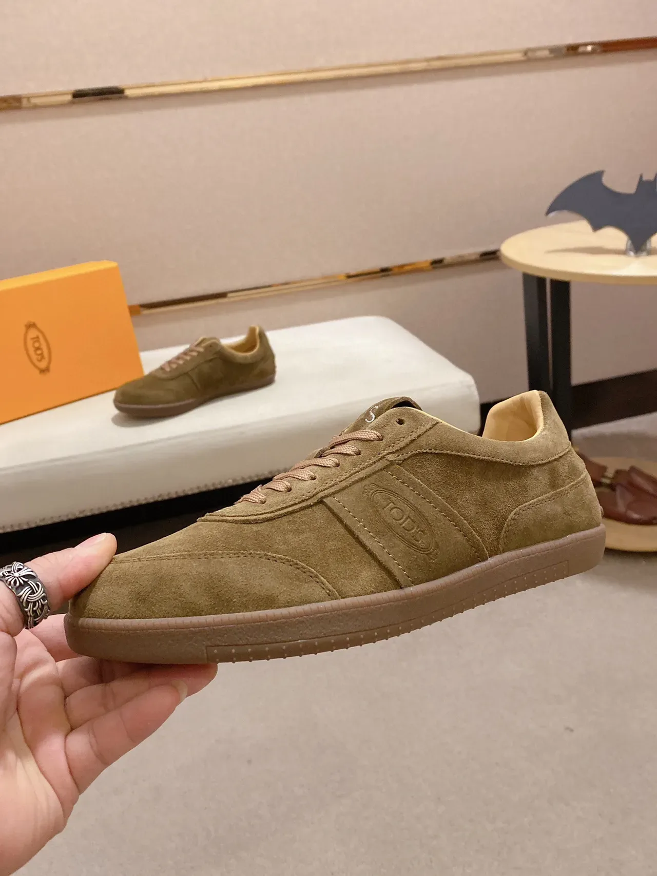 Tod's Gommino Tênis Lifestyle Verde Oliva de Camurça 8