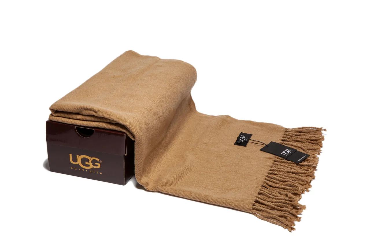 UGG Cachecol de cashmere bege trançado com franjas 7