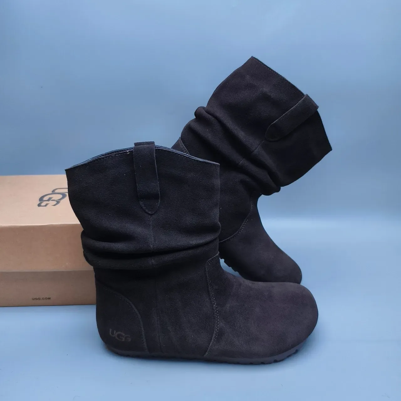 UGG काली Slouchy Fold-Down Shaft एंकल बूट्स 6