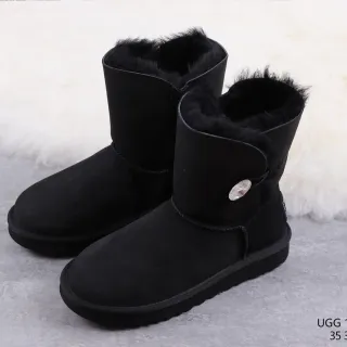UGG Classic Short 黑色麂皮羊毛内里雪靴