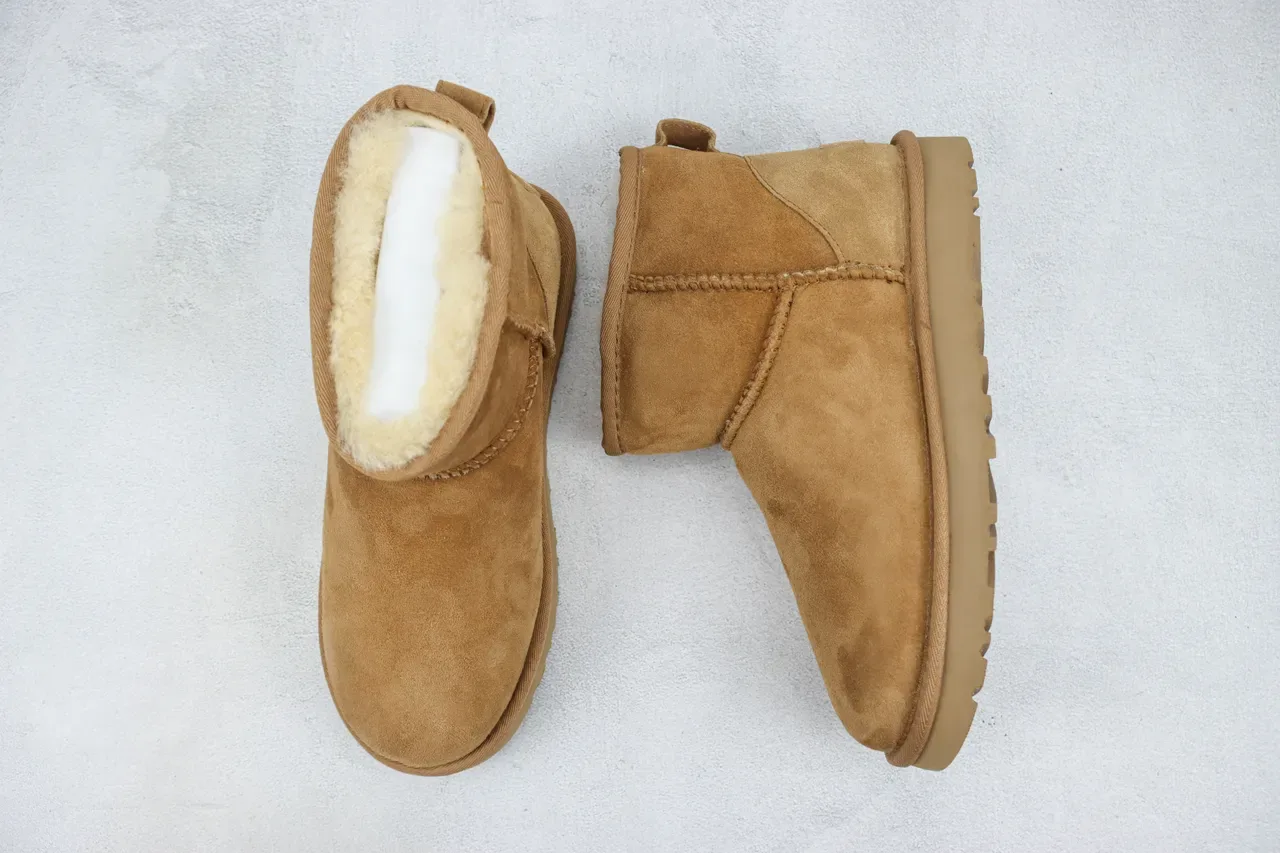 UGG Classic Short चेस्टनट स्यूड शीयरलिंग लाइन स्नो बुटीज 2
