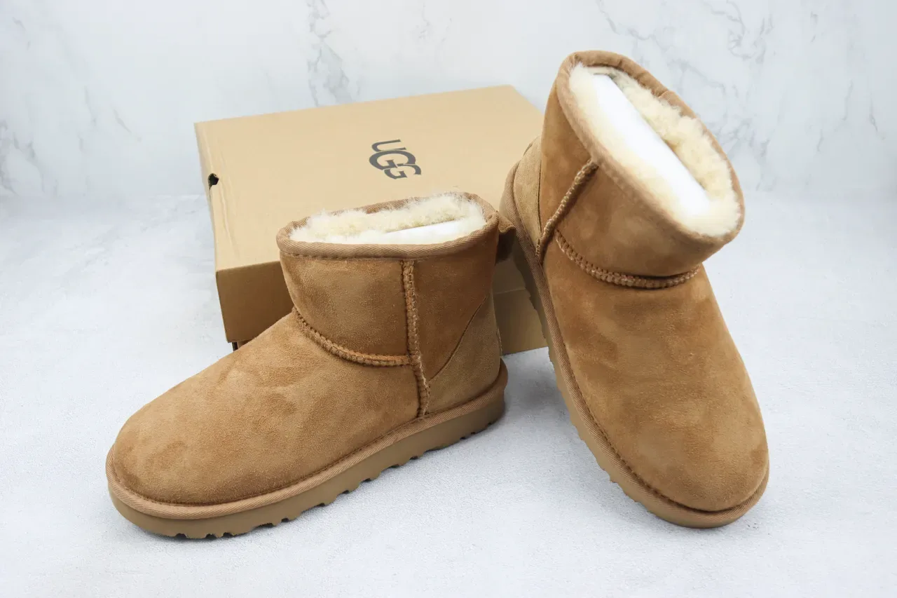 UGG Classic Short चेस्टनट स्यूड शीयरलिंग लाइन स्नो बुटीज 9