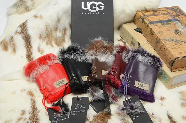 UGG Fur-Trimmed Leather Pouch Bucket Bag 2