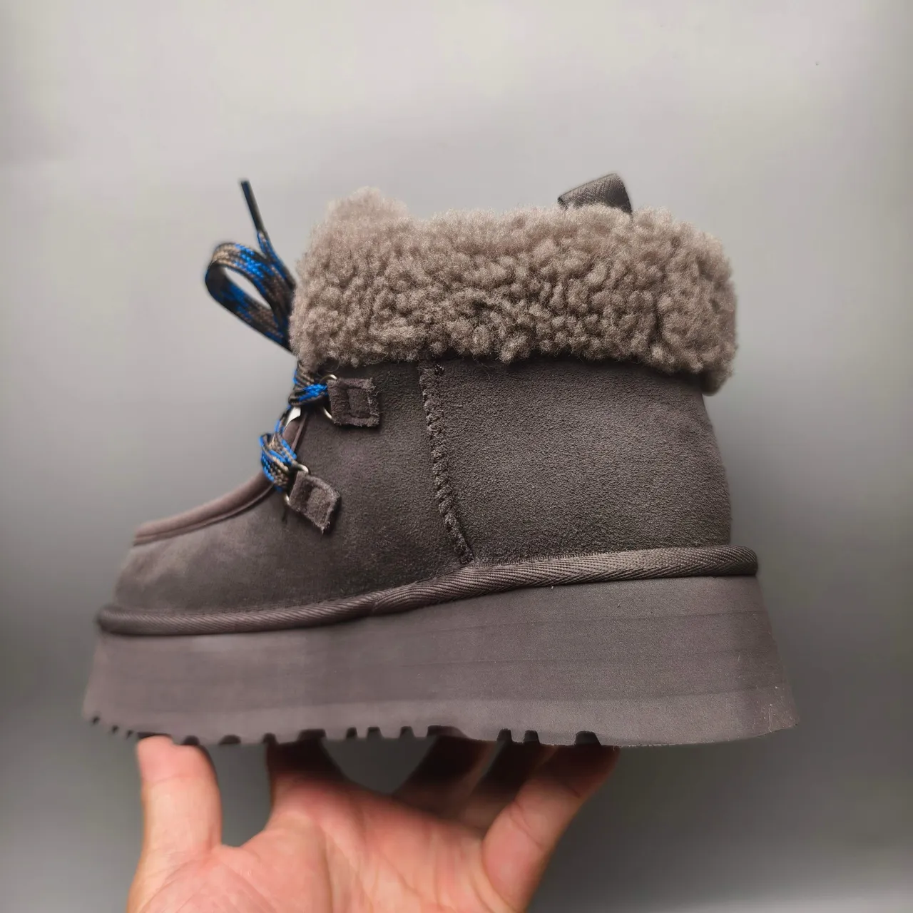 UGG Gray Blue Platform Sole Shearling Cuff Snow Boots 4