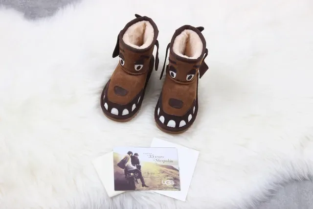 UGG बच्चों के डॉग-फेस शियरलिंग लाइनड भूरी स्नो बूट्स 6